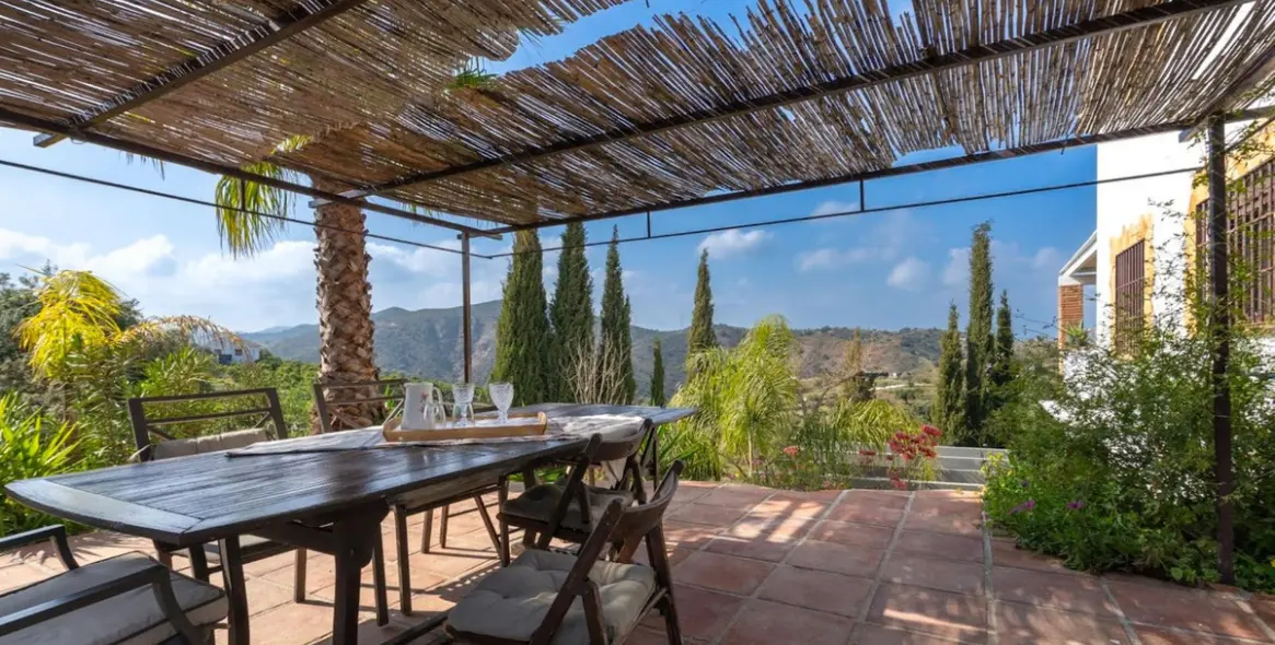 Sale of finca - cortijo in Coín 32