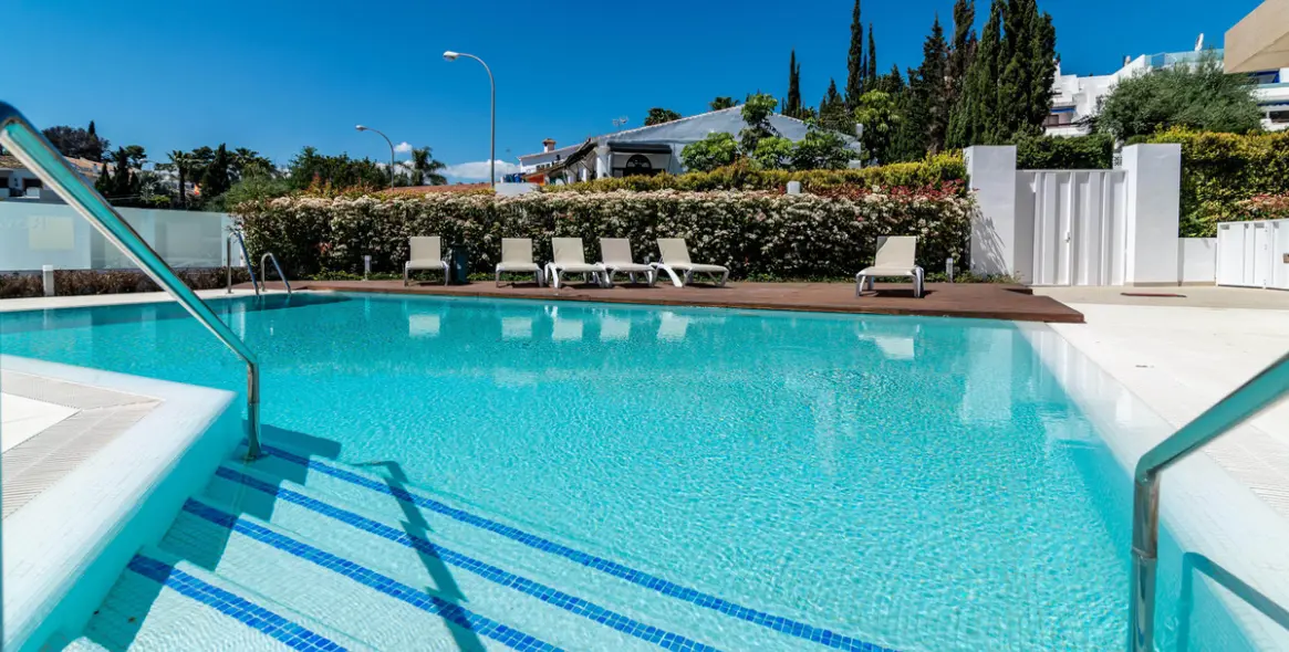 Продажа апартаментов на первом этаже в Puerto Banús 3