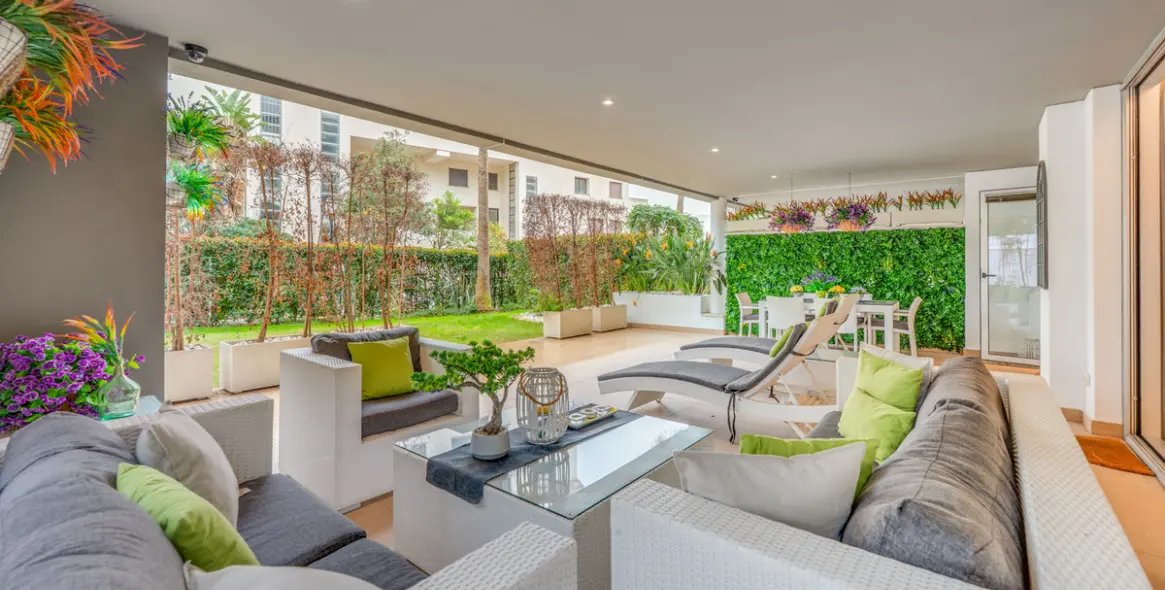 Продажа апартаментов на первом этаже в Puerto Banús 11