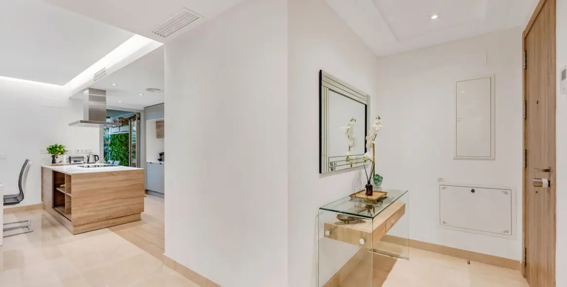 Продажа апартаментов на первом этаже в Puerto Banús 23