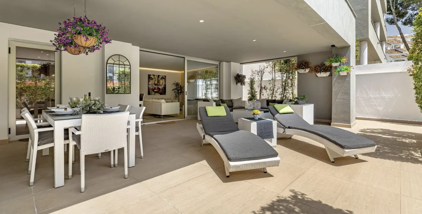 Продажа апартаментов на первом этаже в Puerto Banús 1