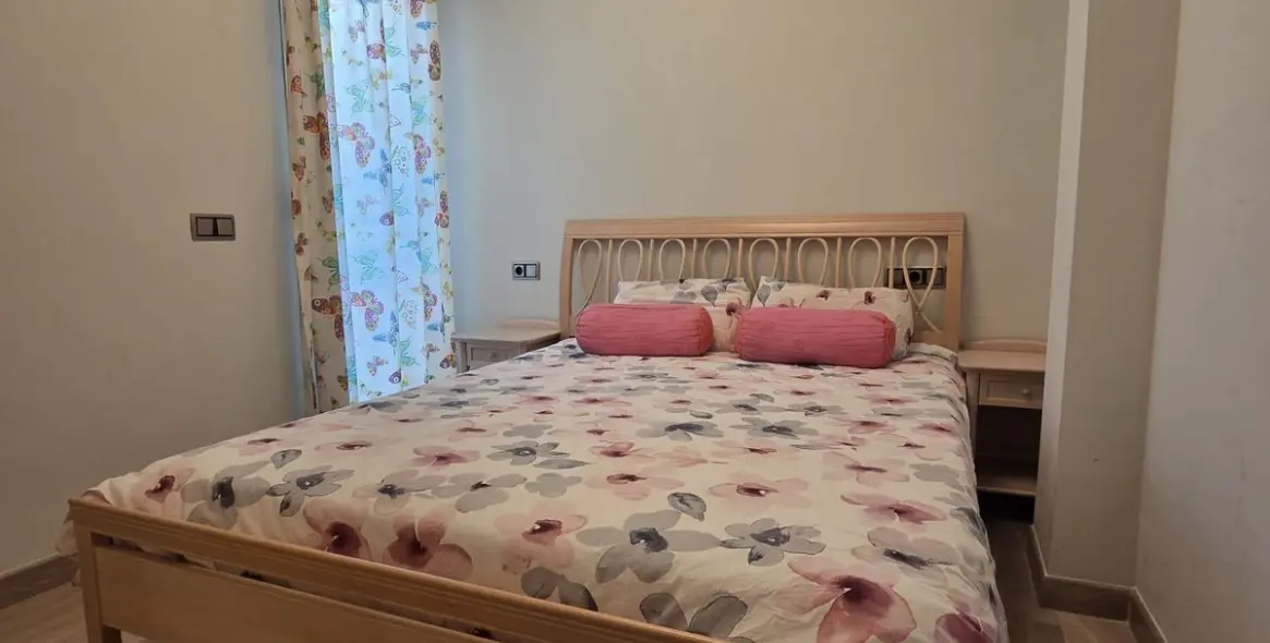 Sale of middle floor apartment in Sierra Blanca 13