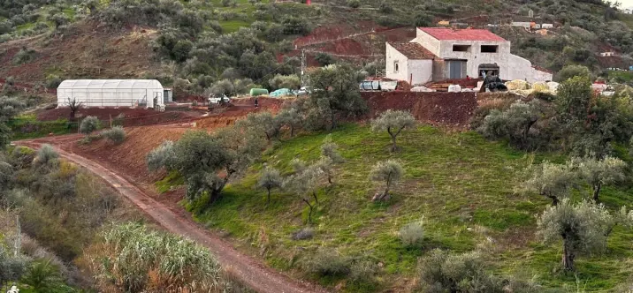 Продажа  отдельно стоящей виллы в Puerto de la Torre 1