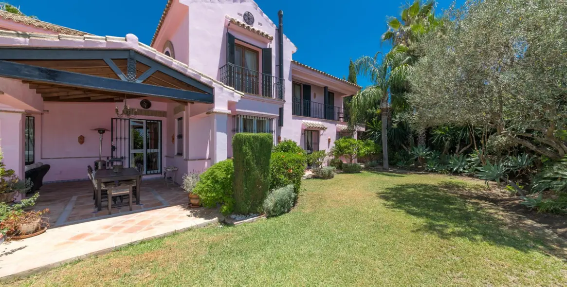 Sale of detached villa in Benahavís 20