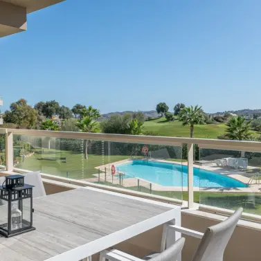 Долгосрочная аренда апартаментов на среднем этаже в La Cala Golf