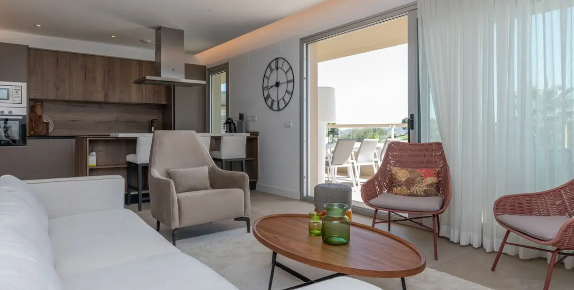 Long-term rent of middle floor apartment in La Cala Golf 6