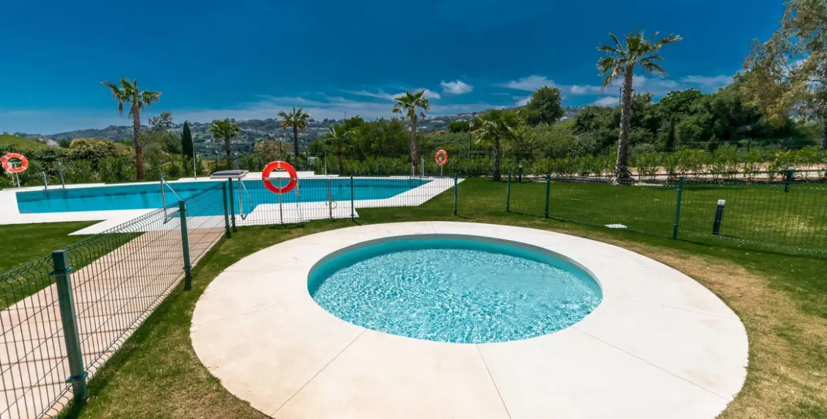 Long-term rent of middle floor apartment in La Cala Golf 24