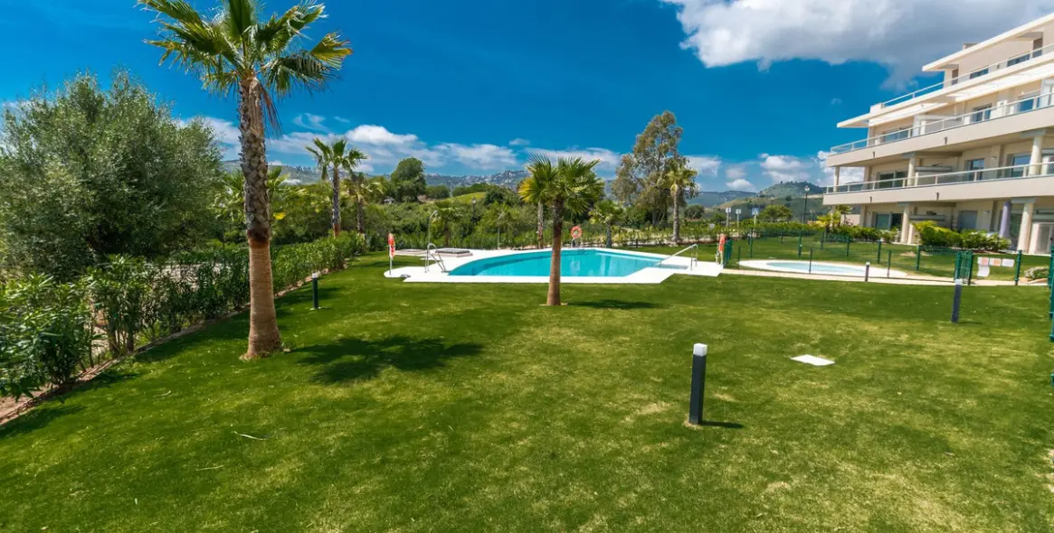 Long-term rent of middle floor apartment in La Cala Golf 27