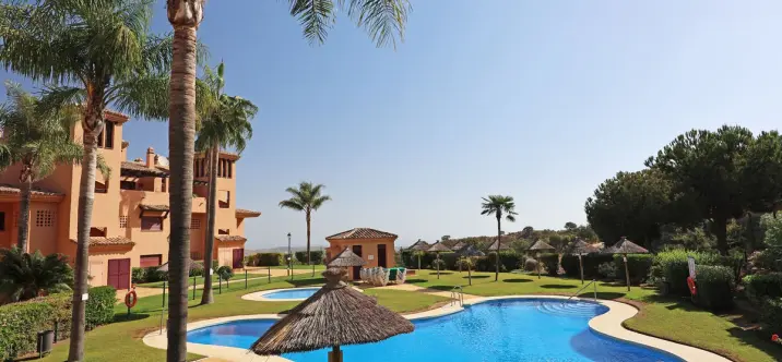 Sale of ground floor apartment in La Mairena 0