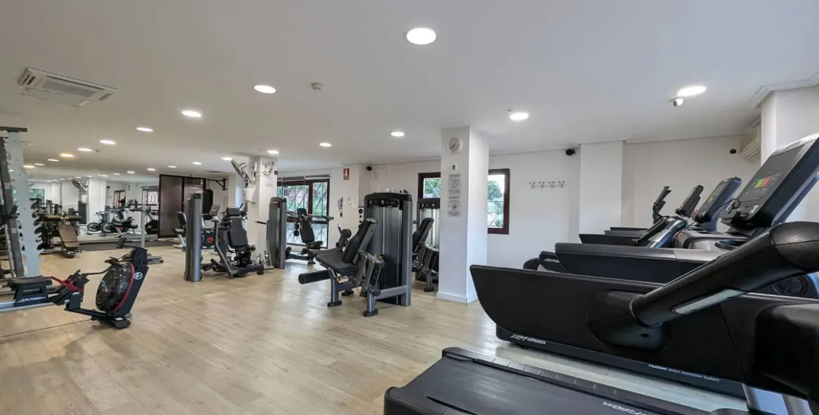 Sale of ground floor apartment in La Mairena 5