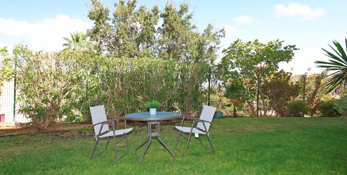 Sale of ground floor apartment in La Mairena 9