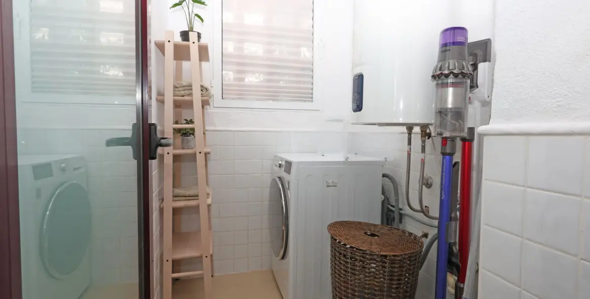 Sale of ground floor apartment in La Mairena 11