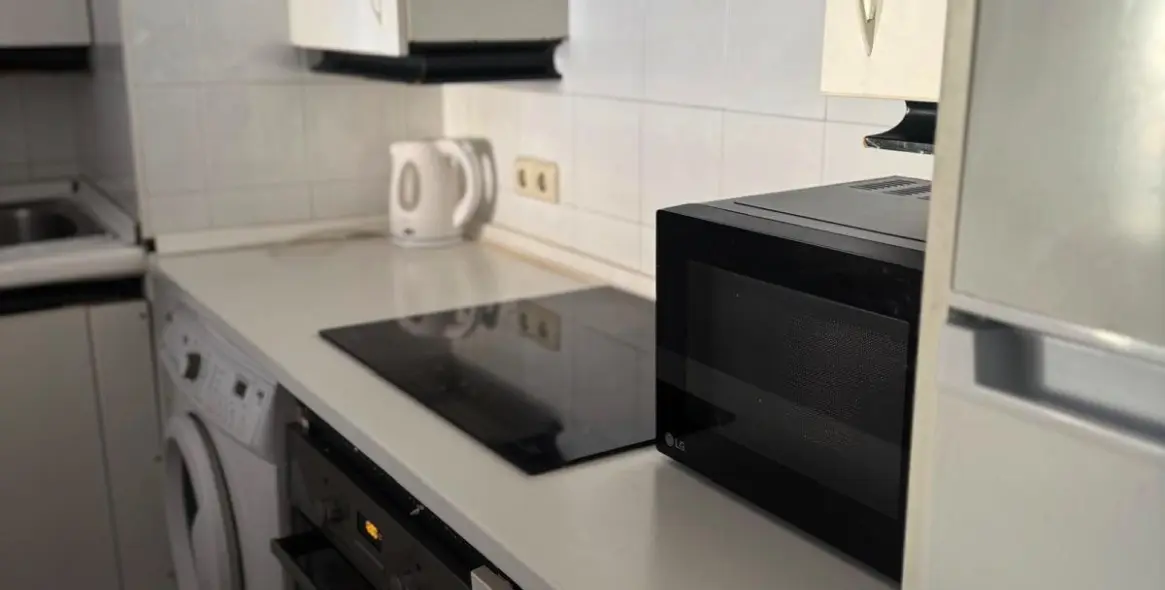 Sale of middle floor apartment in Puerto Banús 20