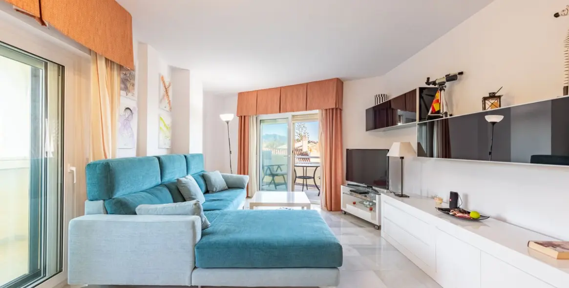 Sale of penthouse in La Cala de Mijas 2