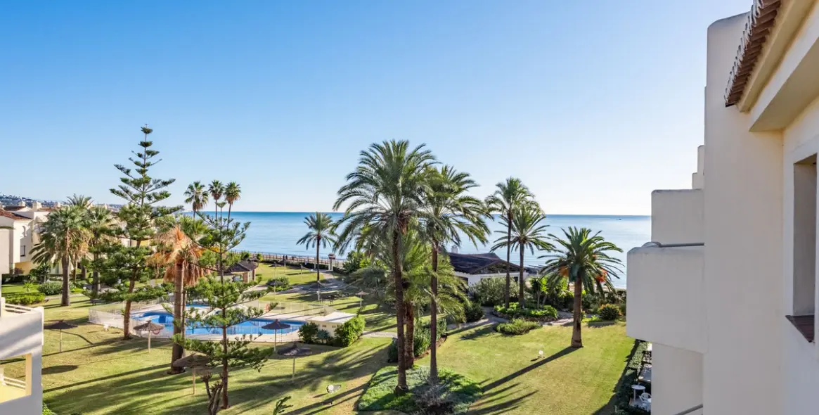 Sale of penthouse in La Cala de Mijas 4