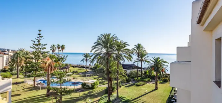 Sale of penthouse in La Cala de Mijas 3