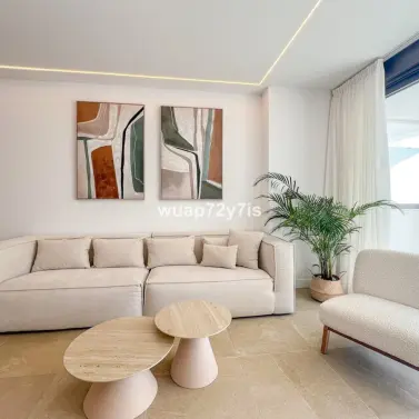 Продажа апартаментов на первом этаже в Estepona