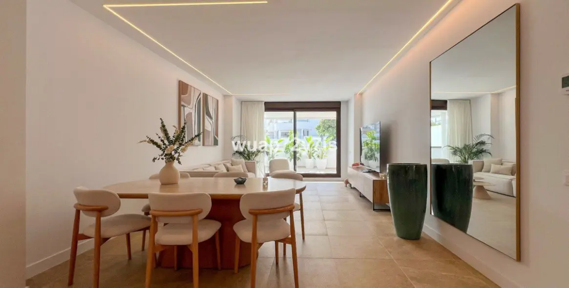 Продажа апартаментов на первом этаже в Estepona 7