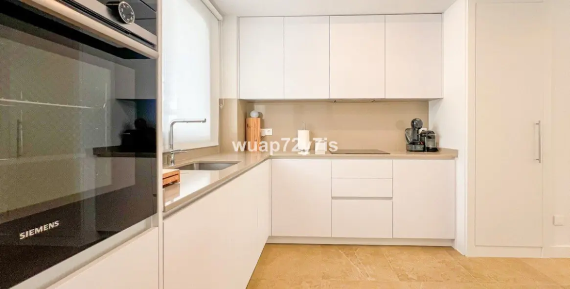 Продажа апартаментов на первом этаже в Estepona 9