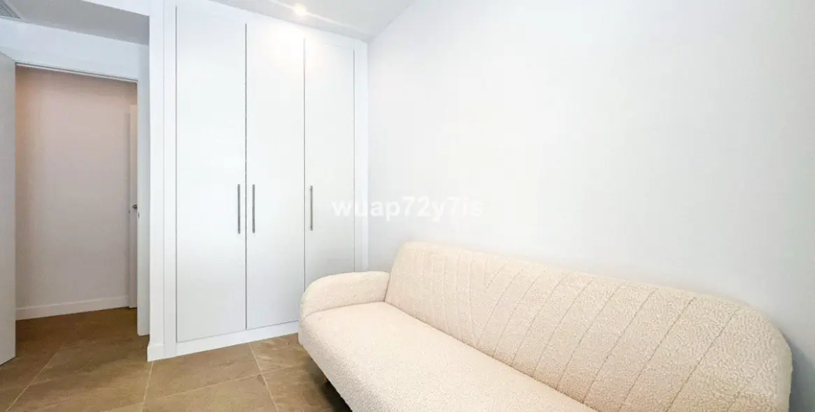 Продажа апартаментов на первом этаже в Estepona 13