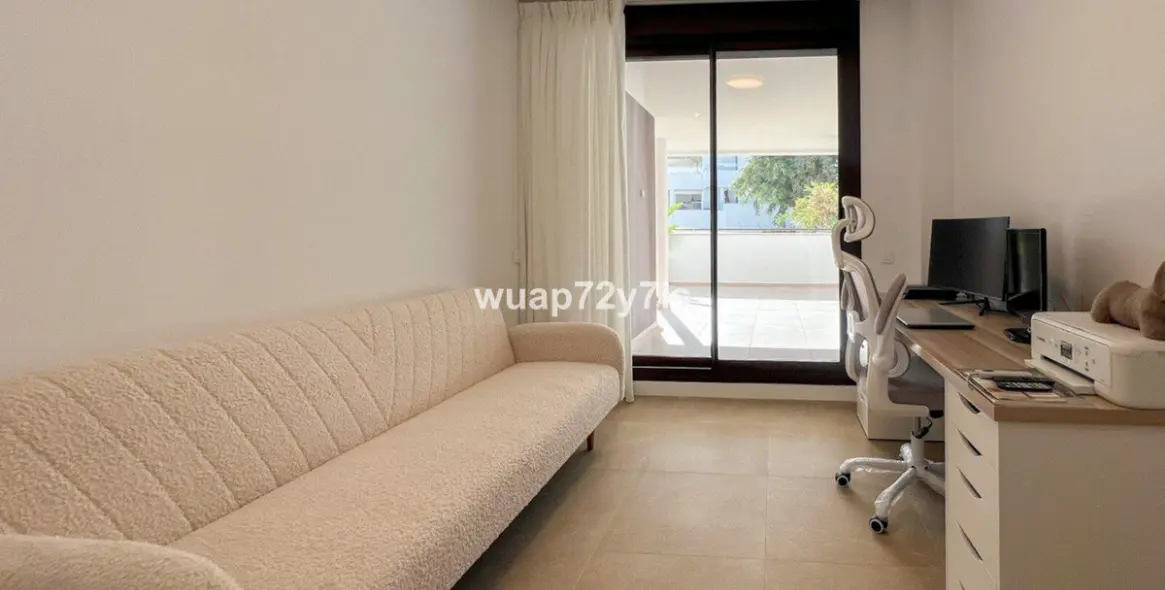 Продажа апартаментов на первом этаже в Estepona 14