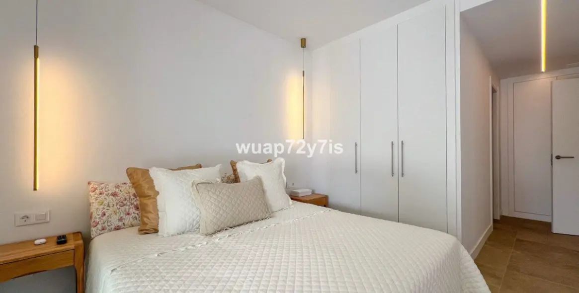 Продажа апартаментов на первом этаже в Estepona 18