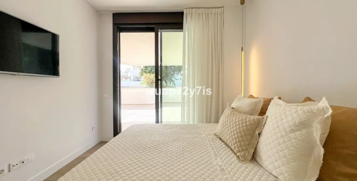 Продажа апартаментов на первом этаже в Estepona 20