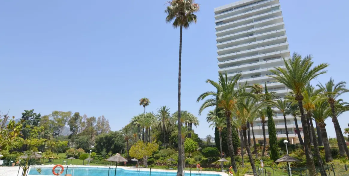 Продажа апартаментов на среднем этаже в Marbella 2