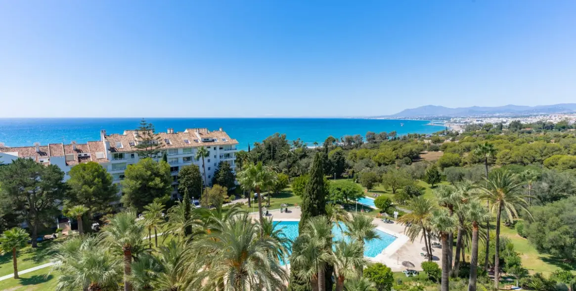 Продажа апартаментов на среднем этаже в Marbella 4