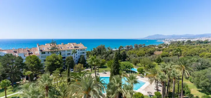 Продажа апартаментов на среднем этаже в Marbella 3