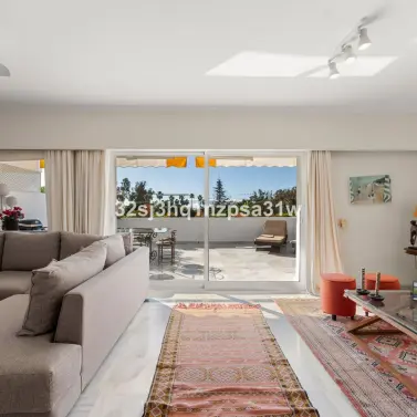 Продажа апартаментов на среднем этаже в Guadalmina Baja