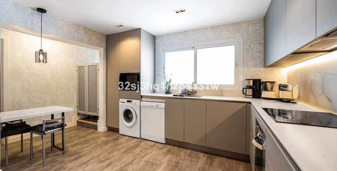 Продажа апартаментов на среднем этаже в Guadalmina Baja 7