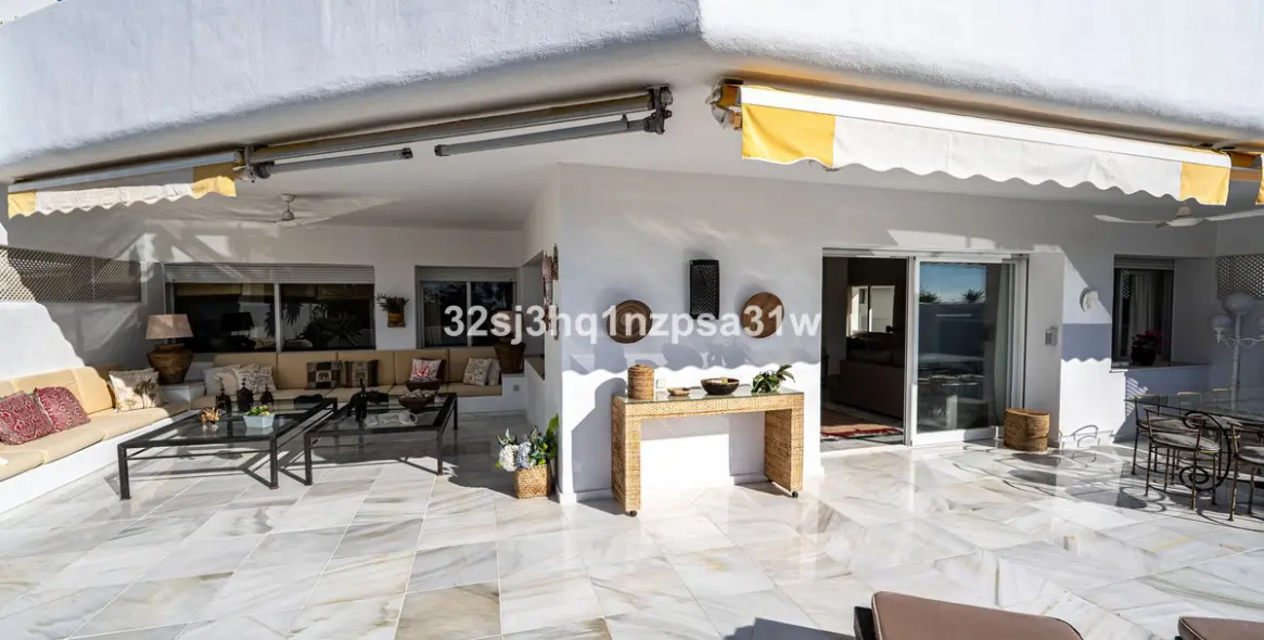 Продажа апартаментов на среднем этаже в Guadalmina Baja 16