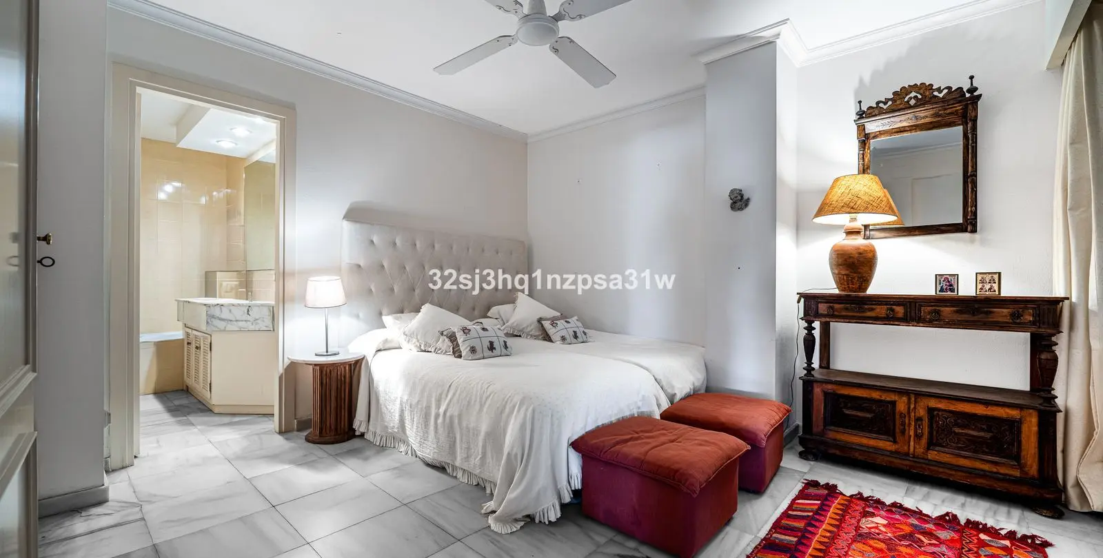 Sale of middle floor apartment in Guadalmina Baja 12