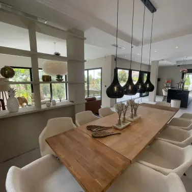 Продажа  отдельно стоящей виллы в Elviria