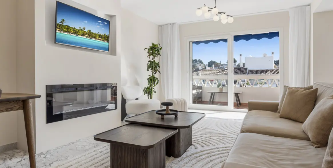 Краткосрочная аренда апартаментов на среднем этаже в Nueva Andalucía 2