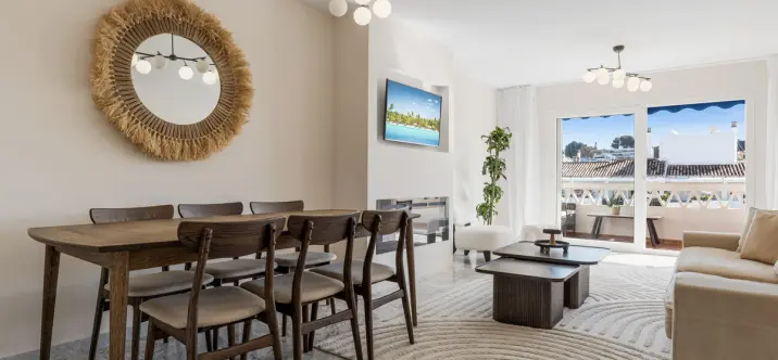 Alquiler a corto plazo de apartamento en planta media en Nueva Andalucía 2