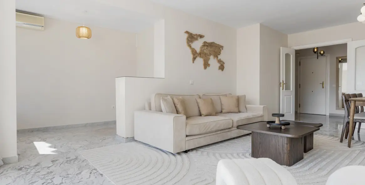 Краткосрочная аренда апартаментов на среднем этаже в Nueva Andalucía 11