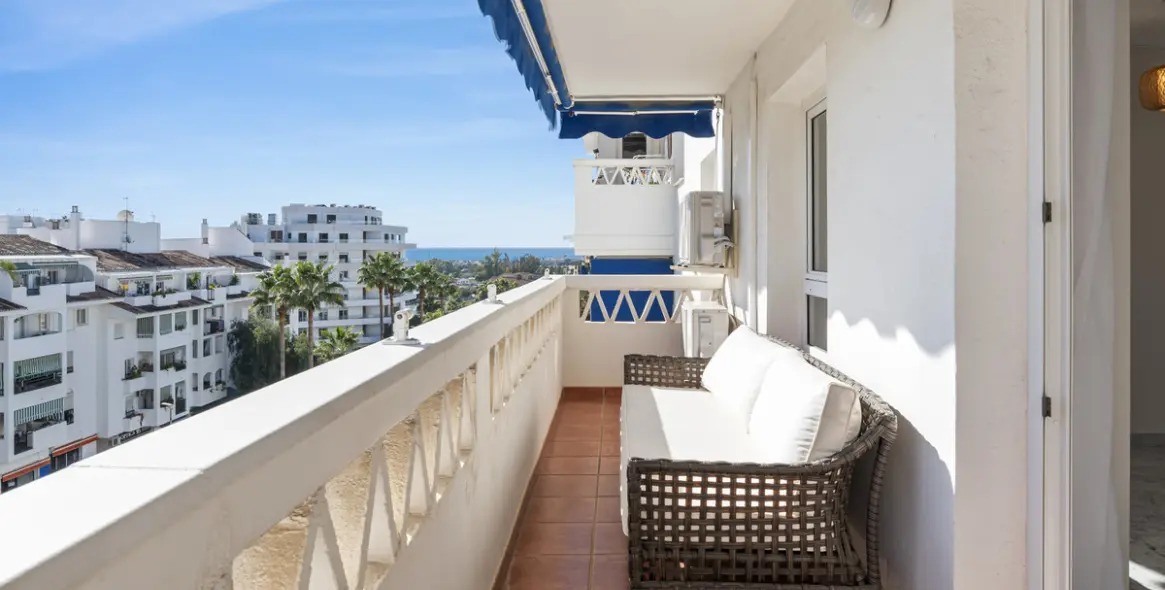 Краткосрочная аренда апартаментов на среднем этаже в Nueva Andalucía 15