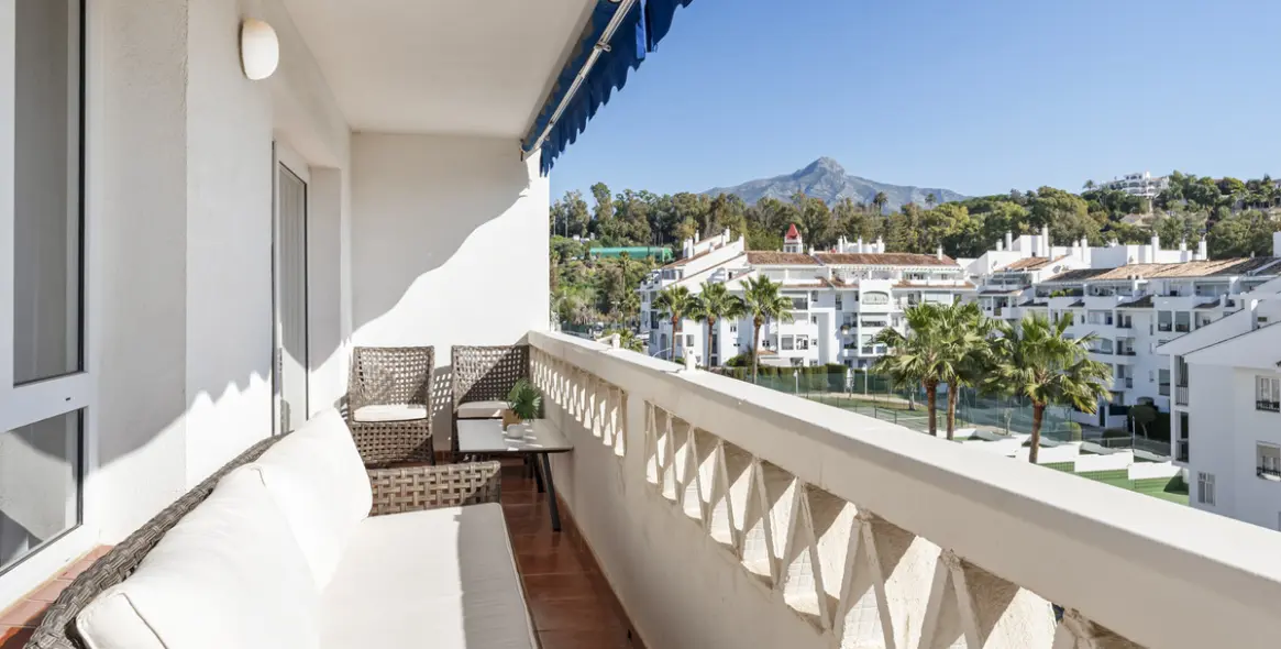 Краткосрочная аренда апартаментов на среднем этаже в Nueva Andalucía 22