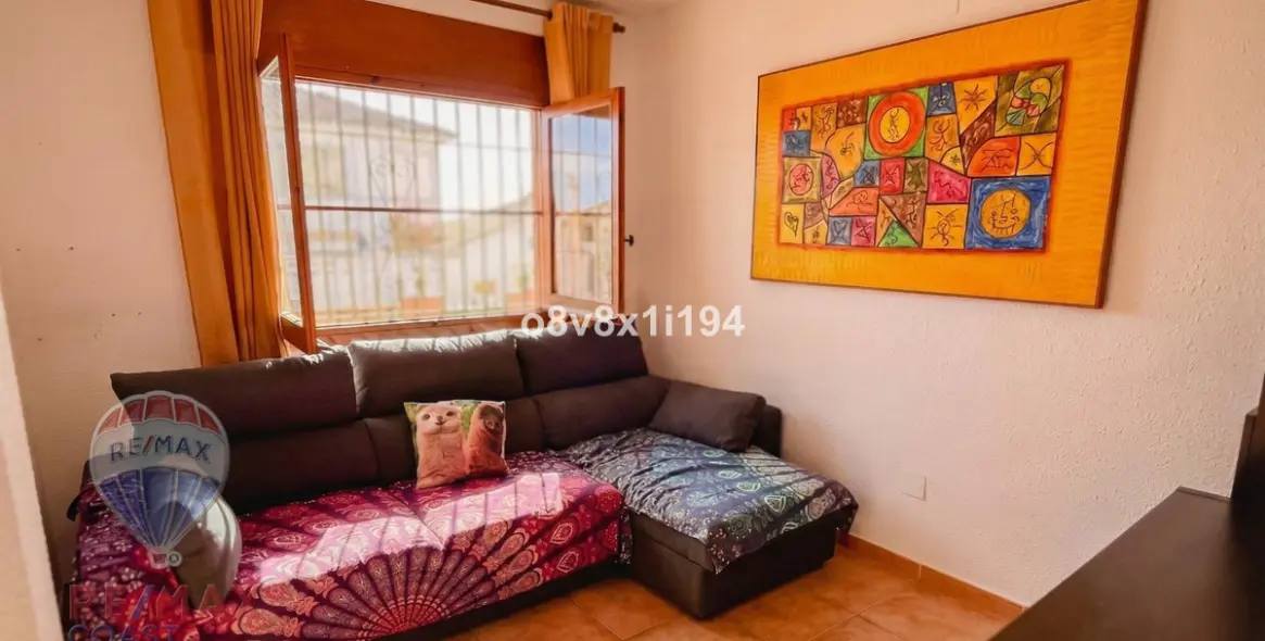 Продажа  отдельно стоящей виллы в Cotomar 17