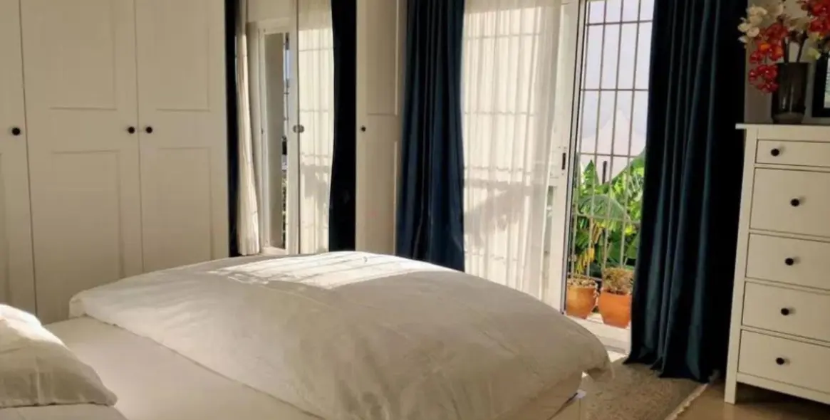 Sale of semi-detached house in Estepona 12