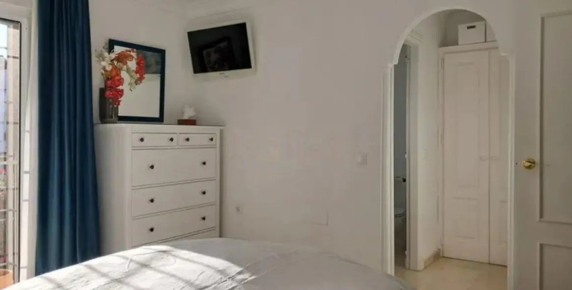 Sale of semi-detached house in Estepona 13