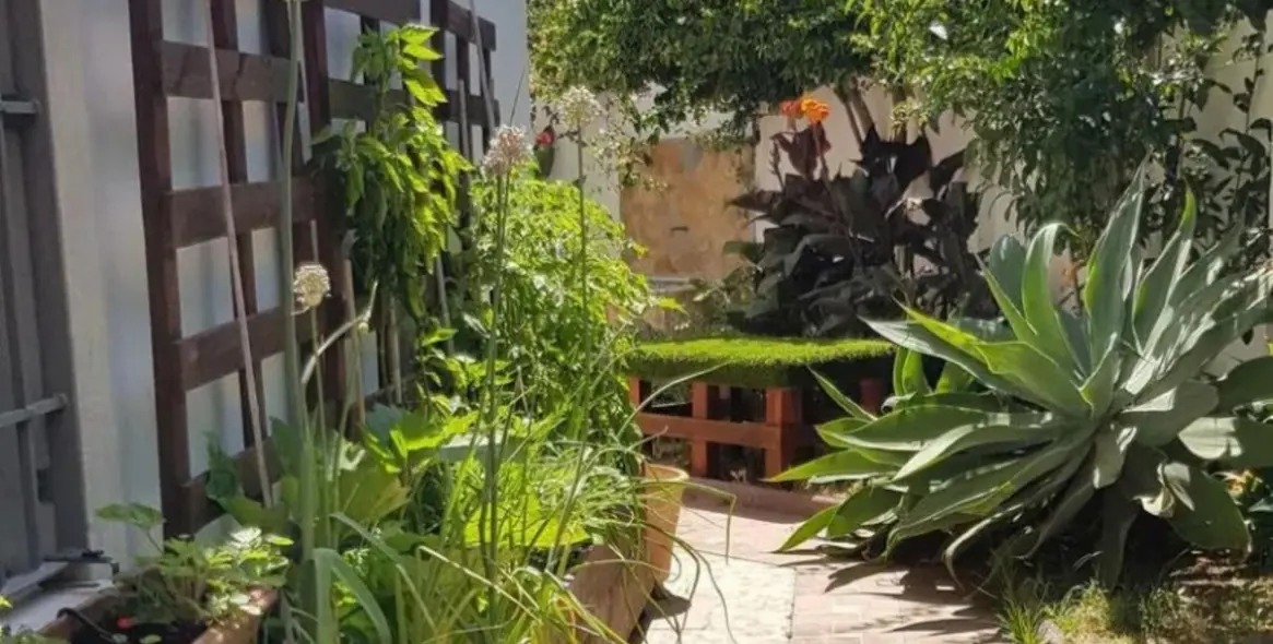 Продажа дома на две семьи в Estepona 29