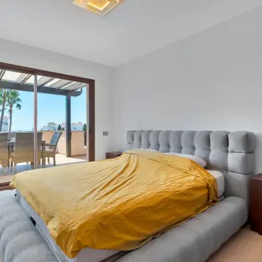 Продажа пентхауса в Nueva Andalucía