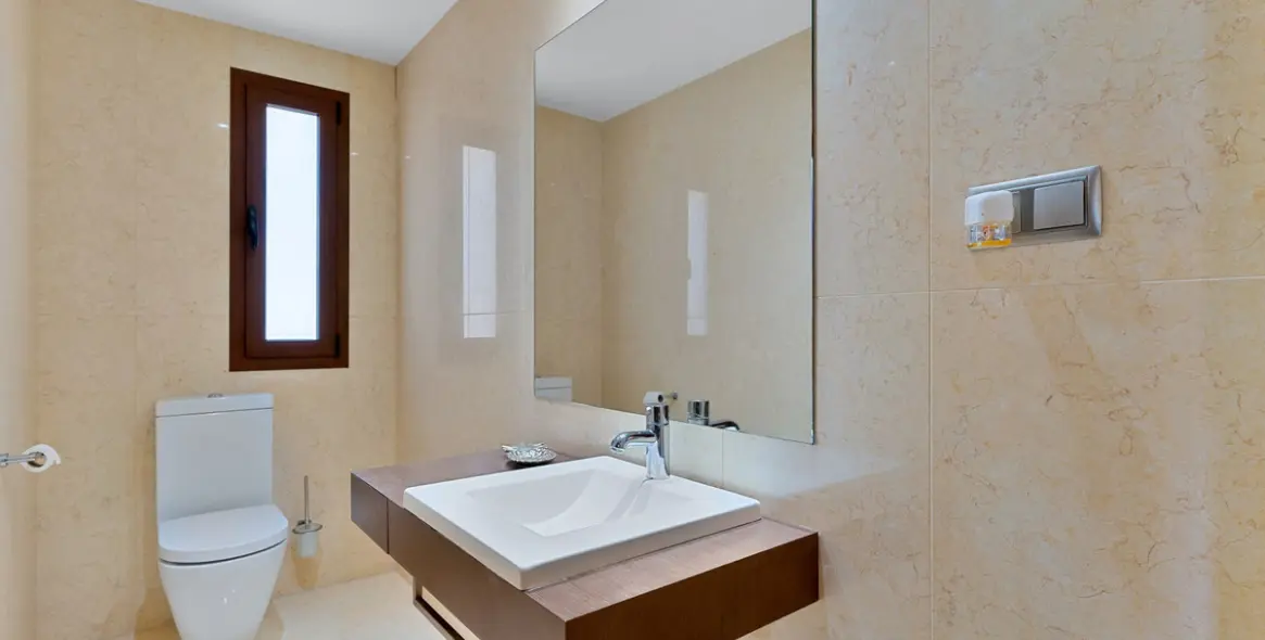 Продажа пентхауса в Nueva Andalucía 6