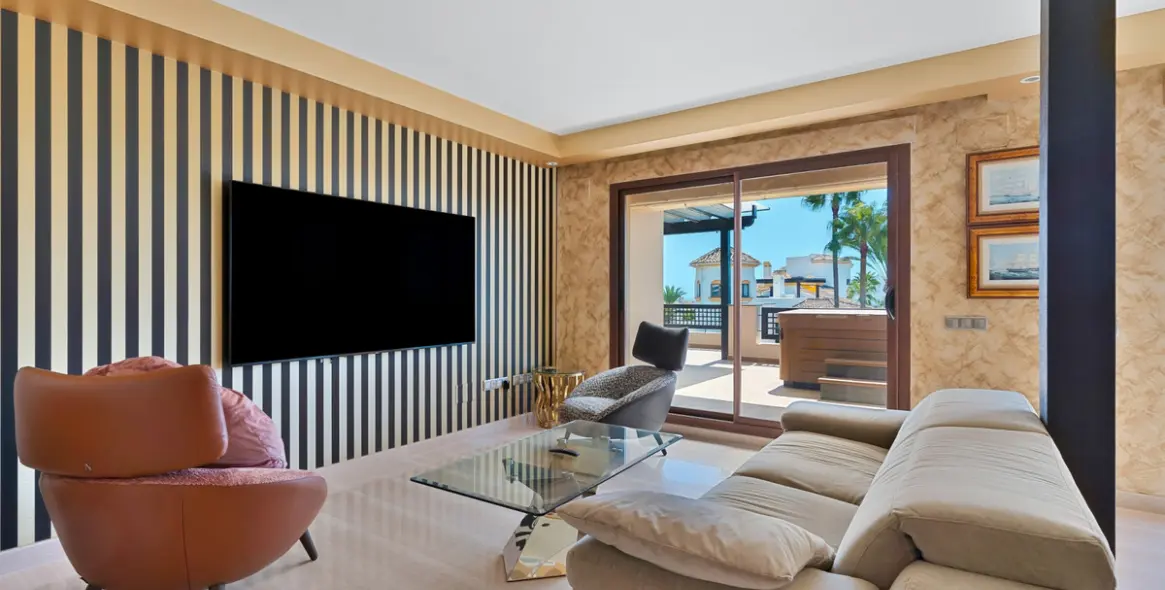 Продажа пентхауса в Nueva Andalucía 12