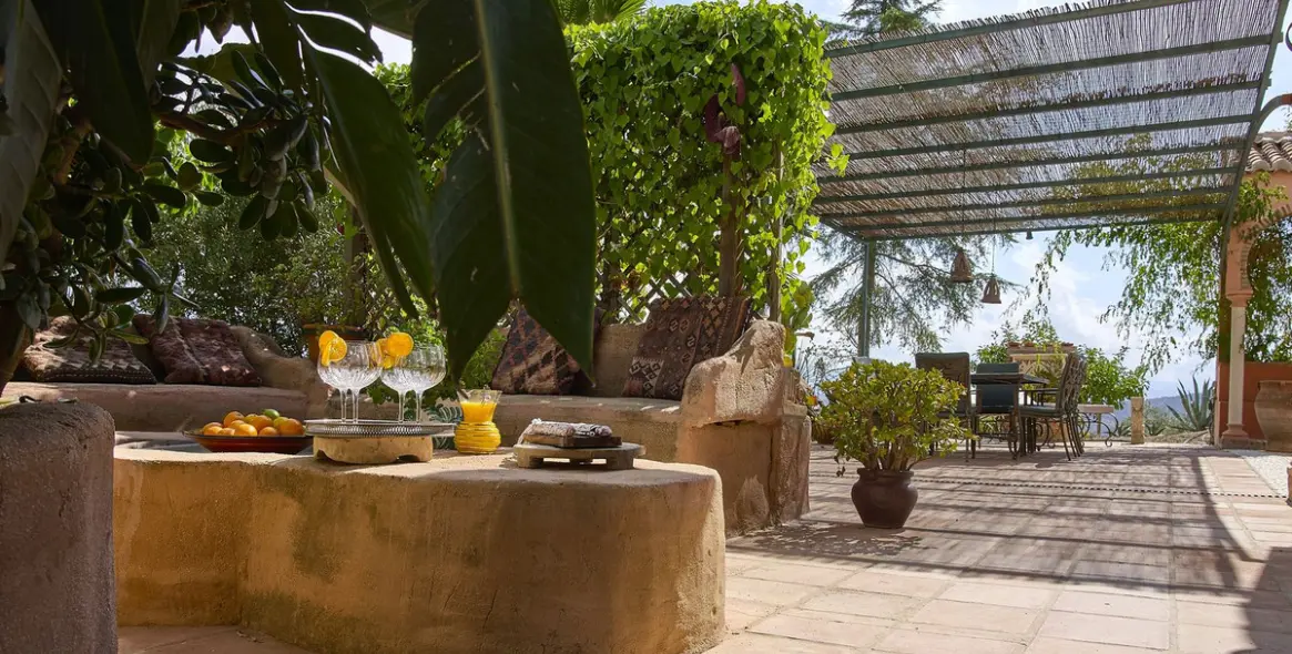 Продажа финки в Comares 5