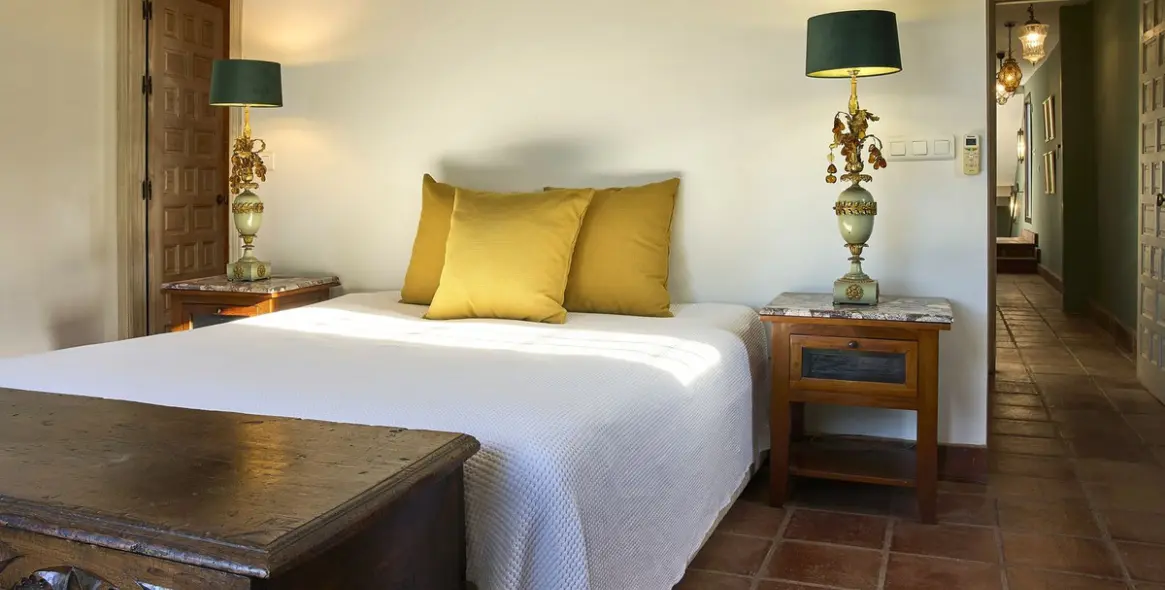 Продажа финки в Comares 59