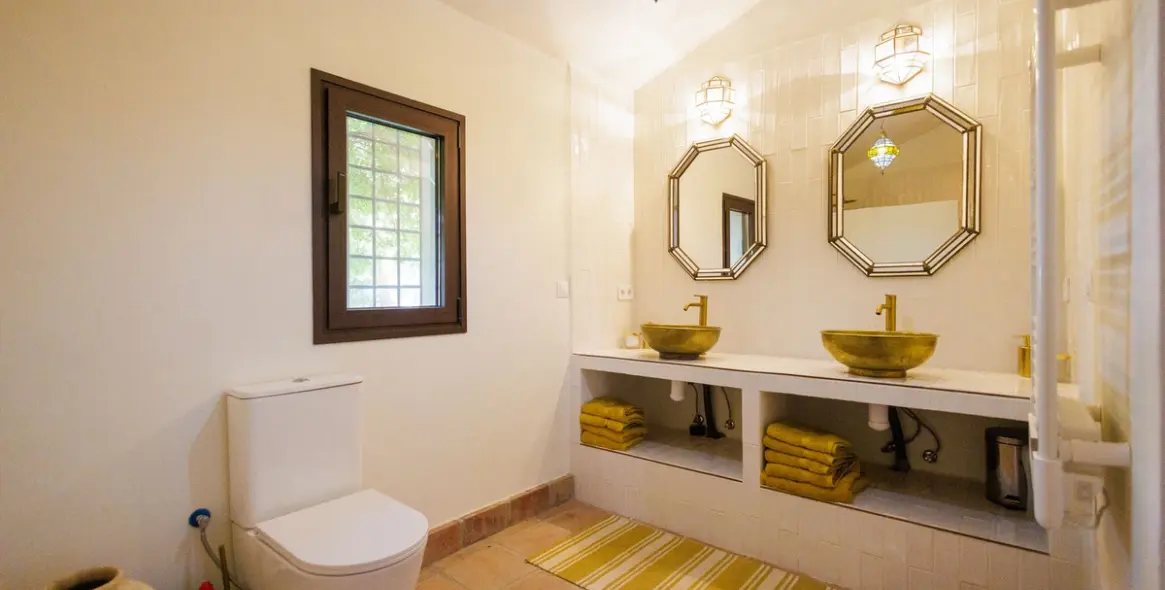 Продажа финки в Comares 66